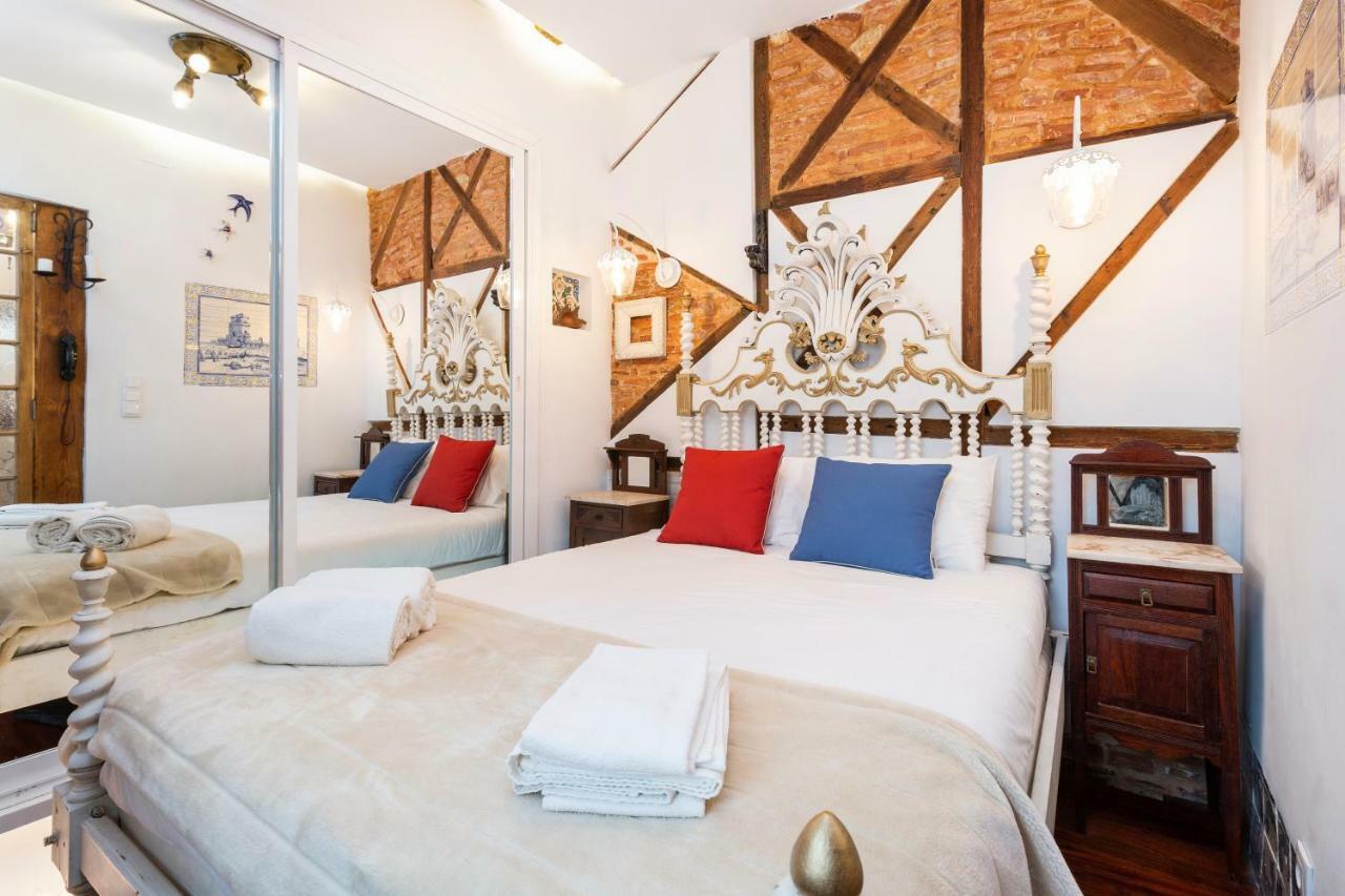 Romantic Medieval Apartment Lisbon Exterior photo